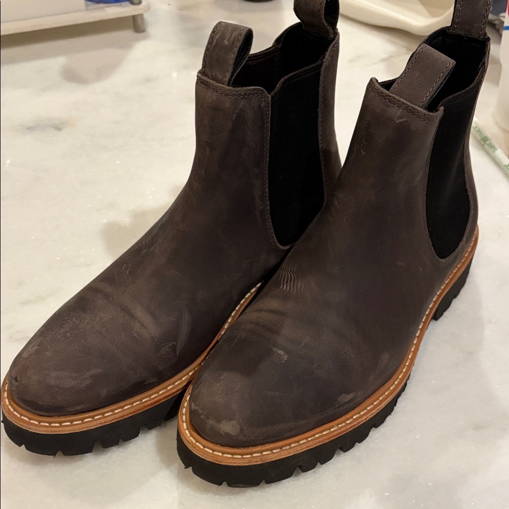 Nisolo Dark Grayish Brown Chelsea Boots